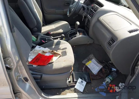 2002 Chevrolet Tracker Hard Top Base from USA, damaged, VIN 2CNBJ13C526902991